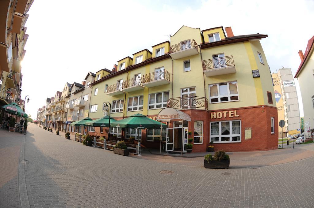 Secession Hotel Leczna Exterior foto