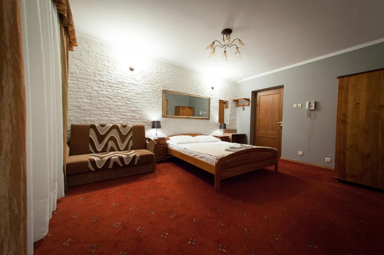 Secession Hotel Leczna Exterior foto